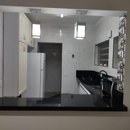Apto 1 Suite A 30 Mts. Da Praia Do Tombo - Guaruja Luaran gambar